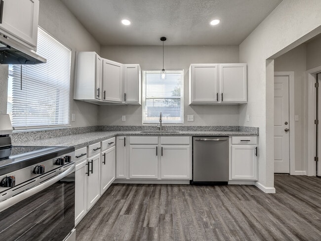 Photo - 146 N Donald Ave