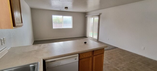 Photo - 1937 N 550 W