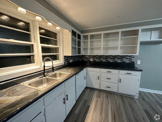 Building Photo - 1420 48th Ave Rental