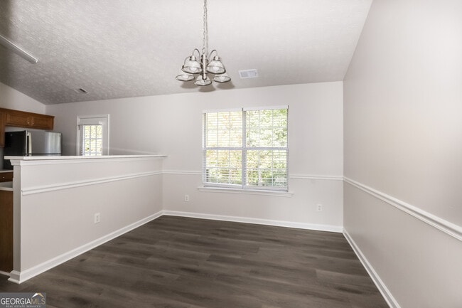 Photo - 824 Piccadilly Cir