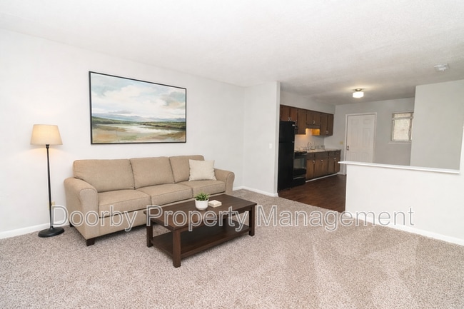 Photo - 6436 Basswood Ln