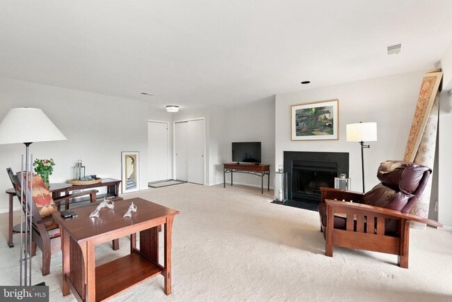 6 Spa Creek Landing Unit B2
