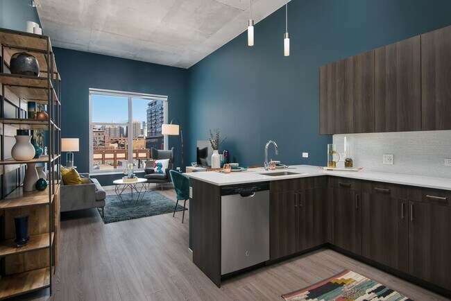 Photo - 738 N Morgan St Unit 1410