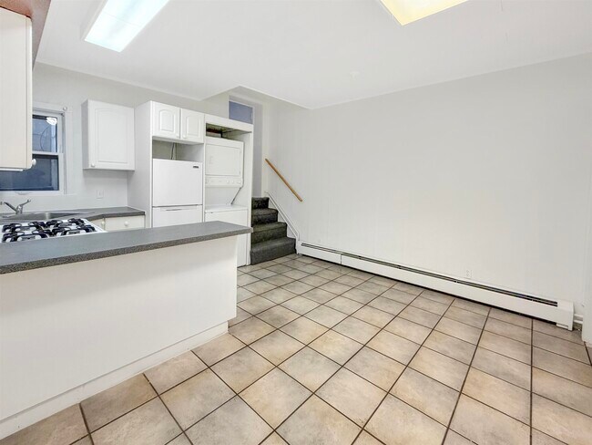 Photo - 527 Washington St Unit 1