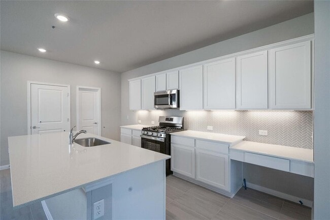 Photo - 5409 Baythorne Dr