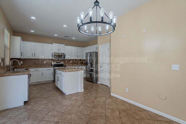 Photo - 2078 E Flint St