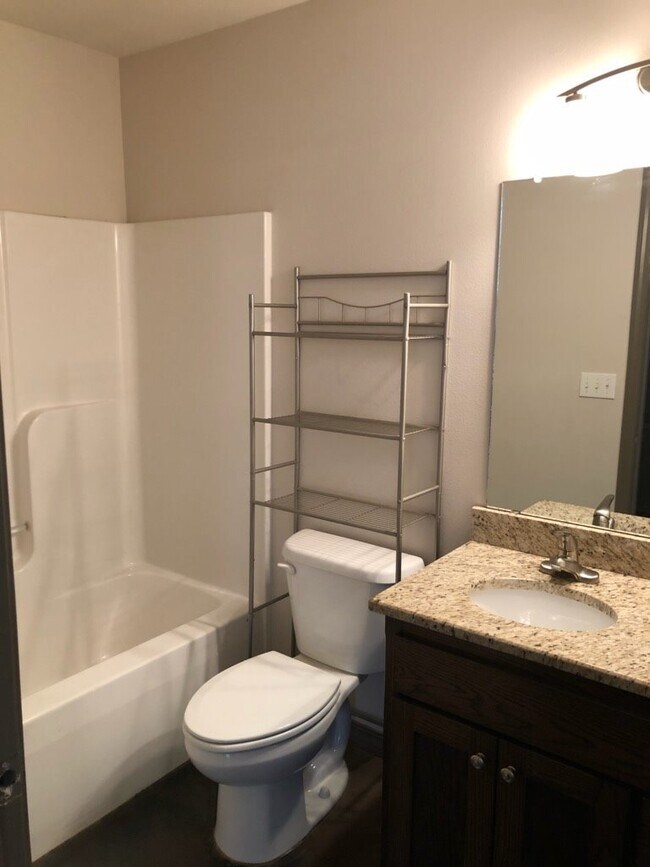 Photo - 56 W Center St Unit B