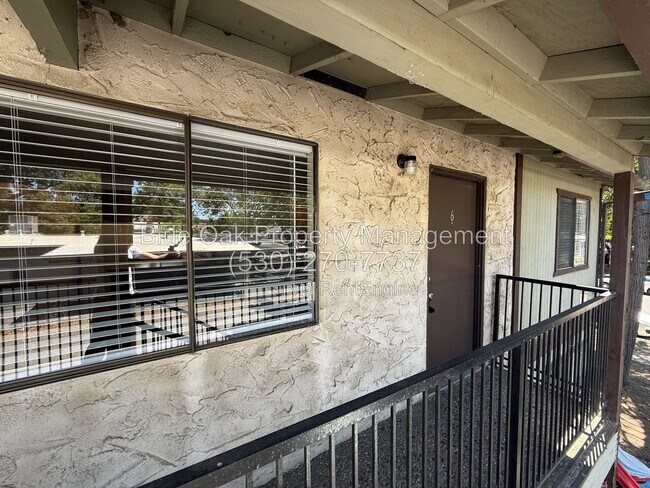 Photo - 985 Salem St Unit 6