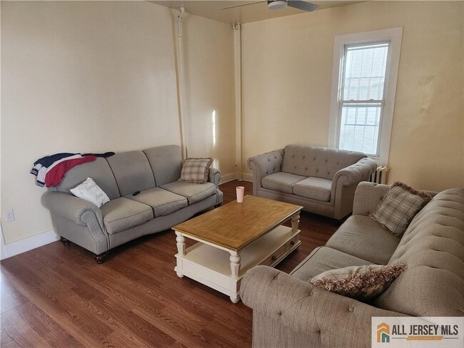 7 N Georgia Ave