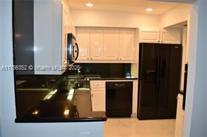 Photo - 1881 Middle River Dr Unidad # 402 Rental