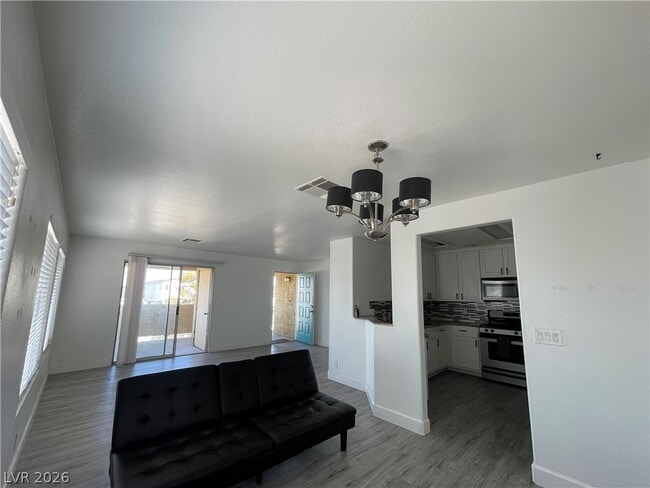 Photo - 1521 Linnbaker Ln Unit 203