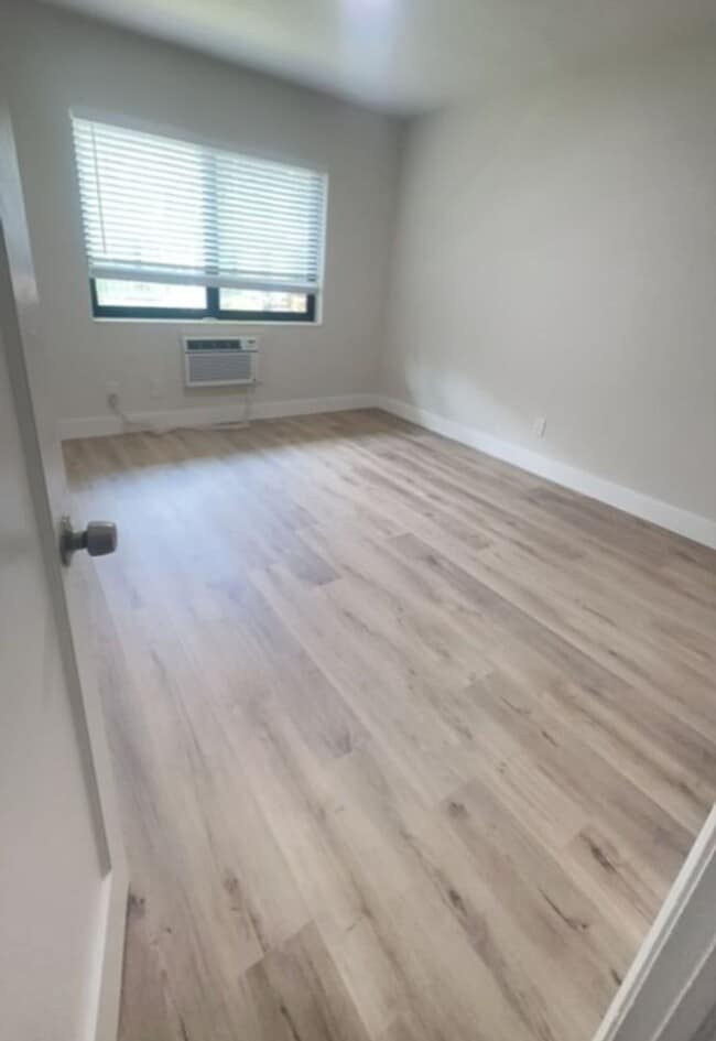 600 SW 9th Ave