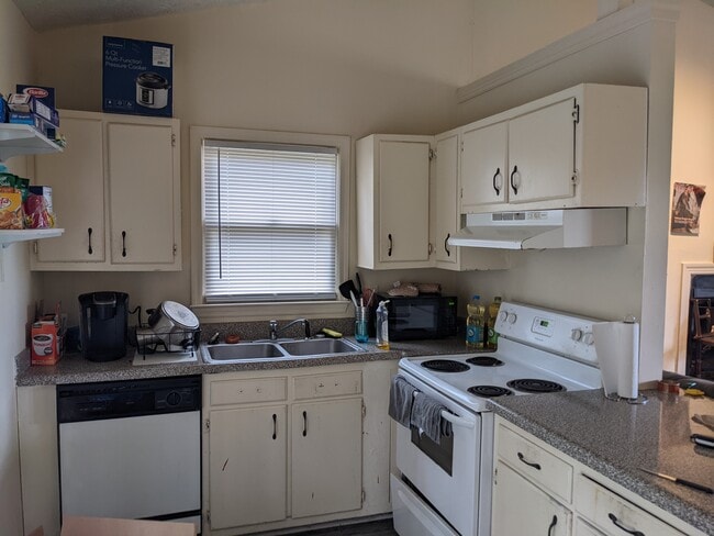 Photo - 845/847 Mitchell Bridge Road Duplex