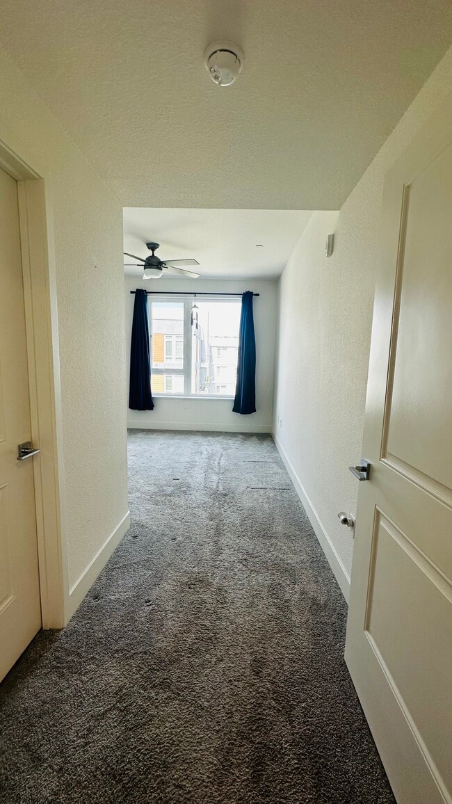 Photo - 5933 Sunstone Dr Unit 406