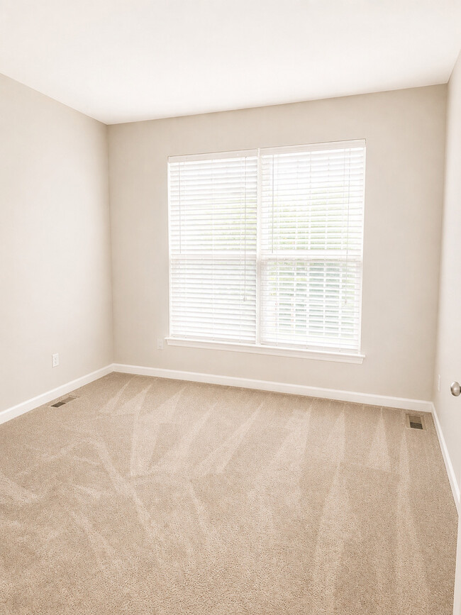 Photo - 1230 Bellows Way