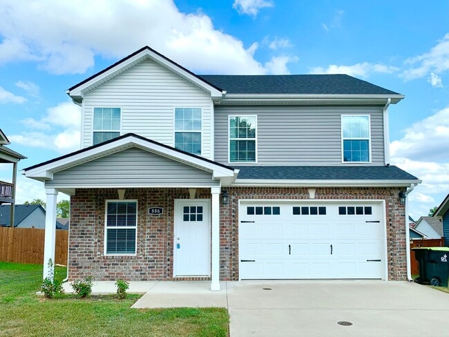 Building Photo - 886 Lutz Ln