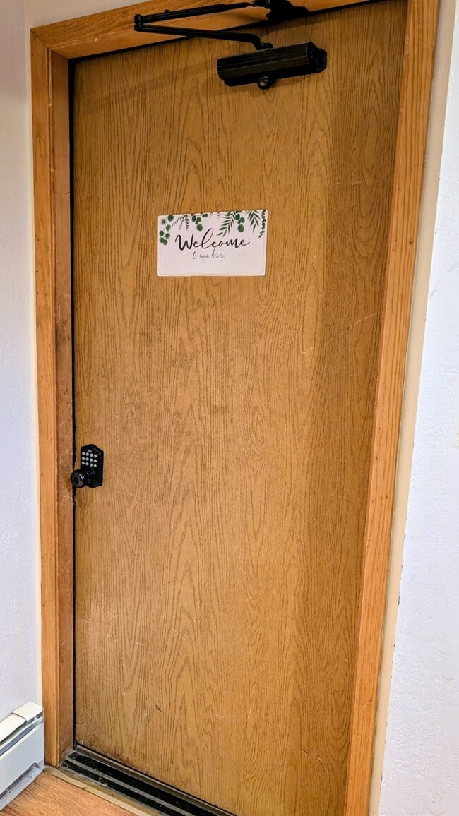 Photo - 608 Ridgecrest Dr