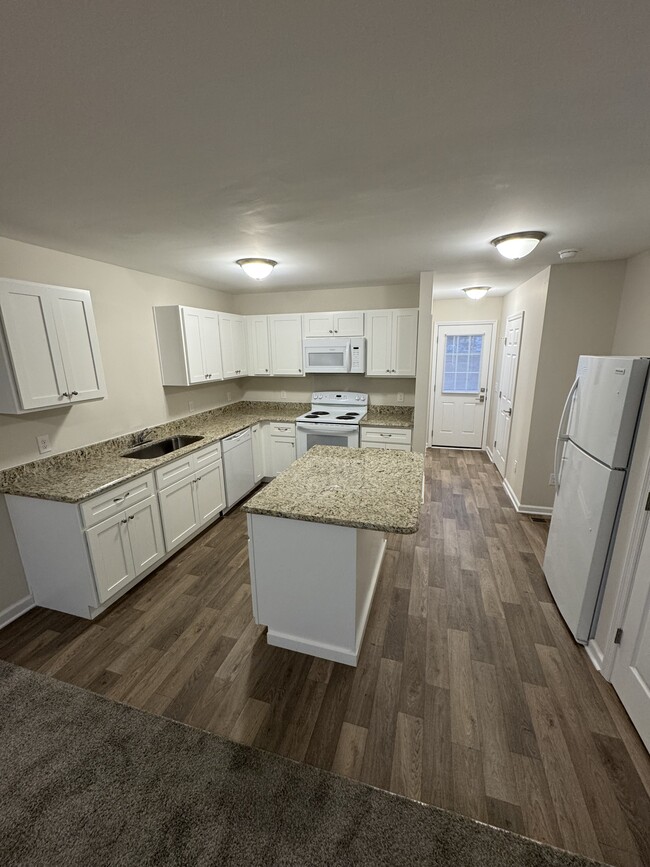 Photo - 907 Freeman St