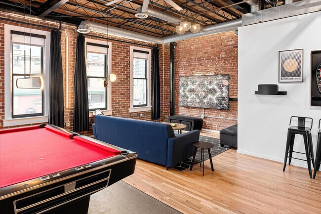 Building Photo - 2109 Larimer St Rental