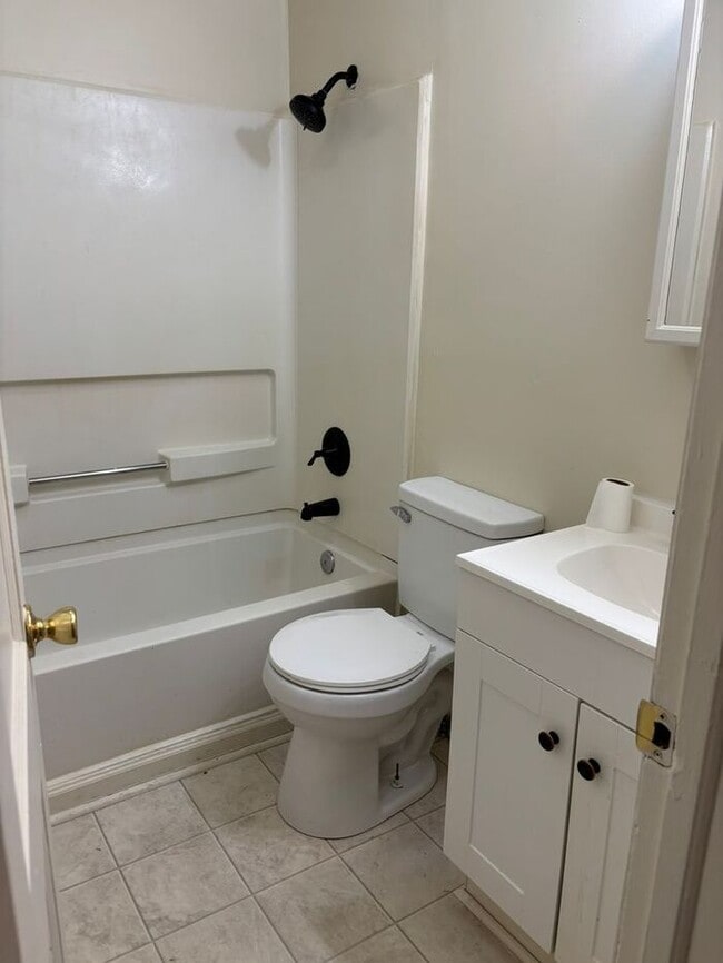 Photo - 1504 Converse Ave