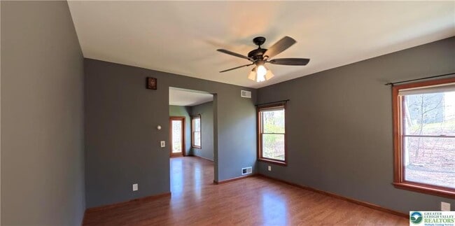 Photo - 5709 Fox Ln