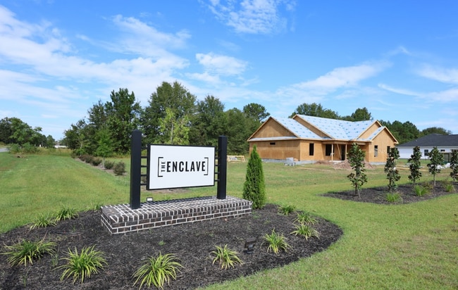Photo - 128 Enclave Ct
