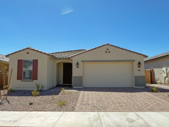 Building Photo - 17017 W Shangri La Rd Rental