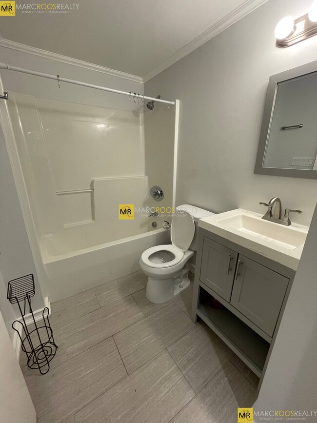 Photo - 534 Commonwealth Ave