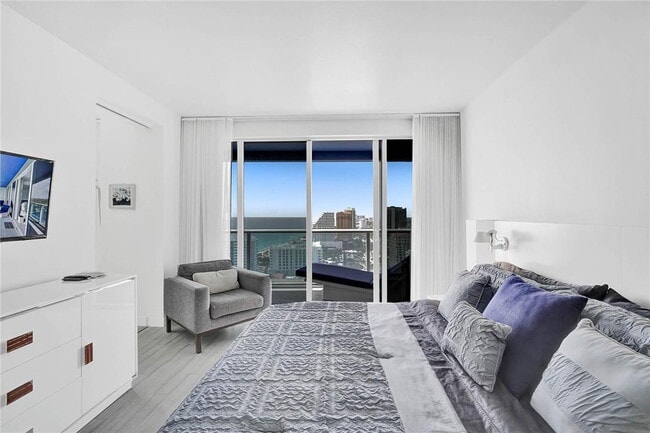 Photo - 3101 Bayshore Dr Unit 2407