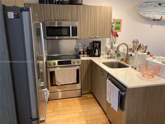 Photo - 619 Meridian Ave Unit 3