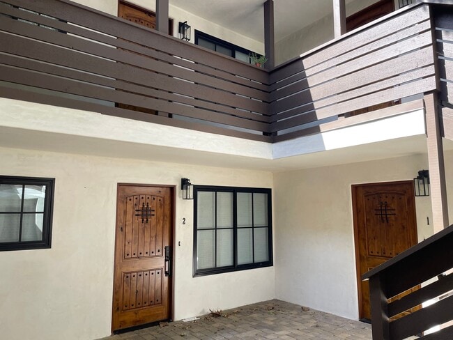 609 W Junipero St
