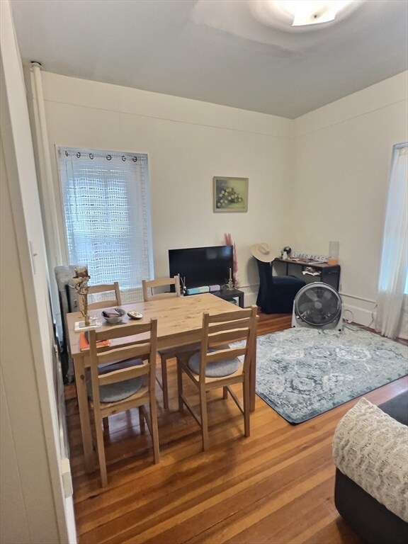 Photo - 1382 Beacon St Unidad 4