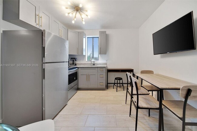 Photo - 2162 SW 14th Terrace Unidad 104