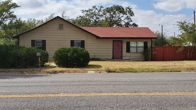 Building Photo - 1503 College Ave