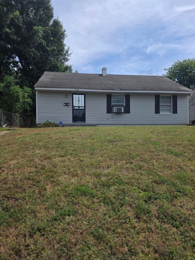 Photo - 3166 Winslow Rd