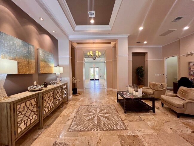 Photo - 630 S Sapodilla Ave Unit 204