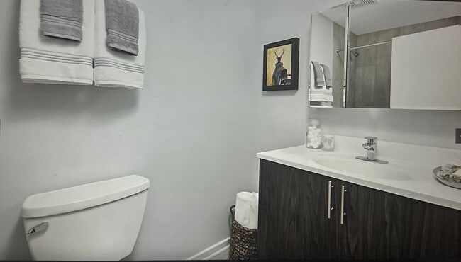 Photo - 180 W Lake St Unit 1606