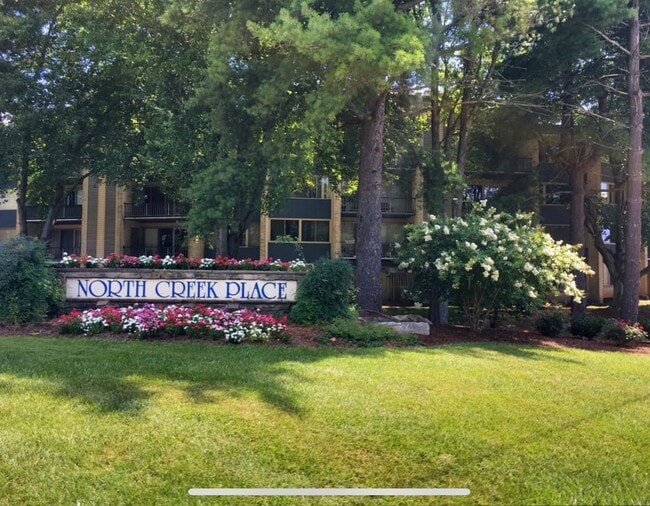 Photo - 2 bed 1 bath condo for rent in Rockville