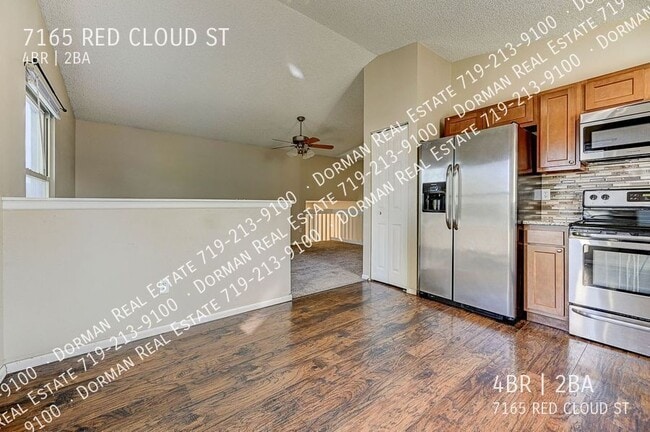 Photo - 7165 Red Cloud St