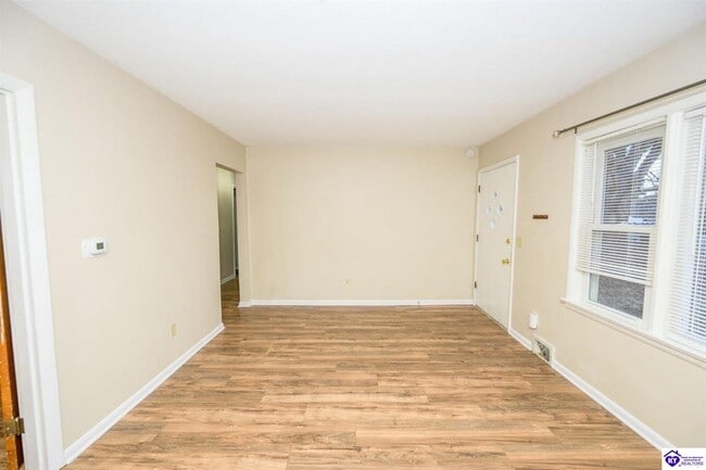 Photo - 1033 Fairview Ave