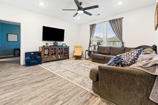 Photo - 5206 Summer Pecan Rd