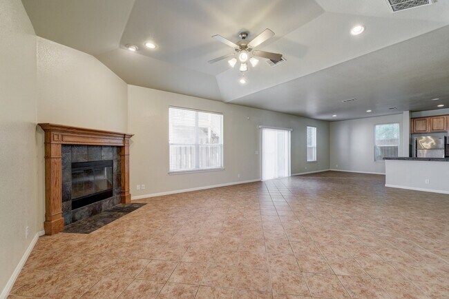 Photo - 5304 Evans Ave