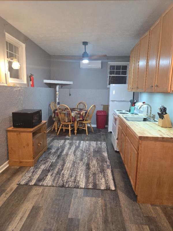 Photo - 51 Charleston Ave