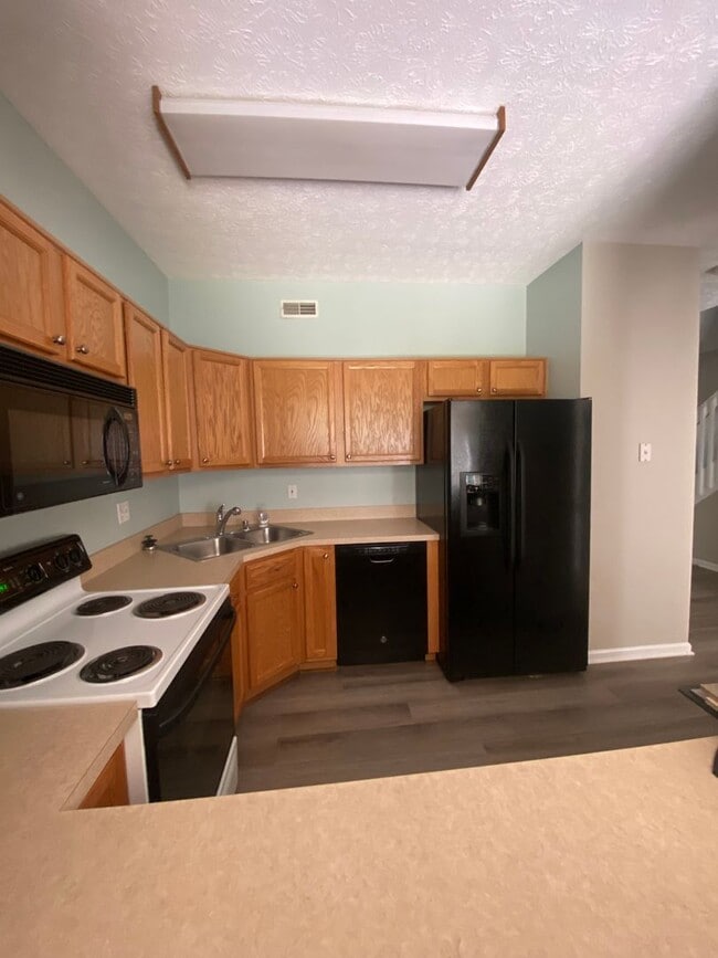 Photo - 13540 Pinnacle Gardens Cir
