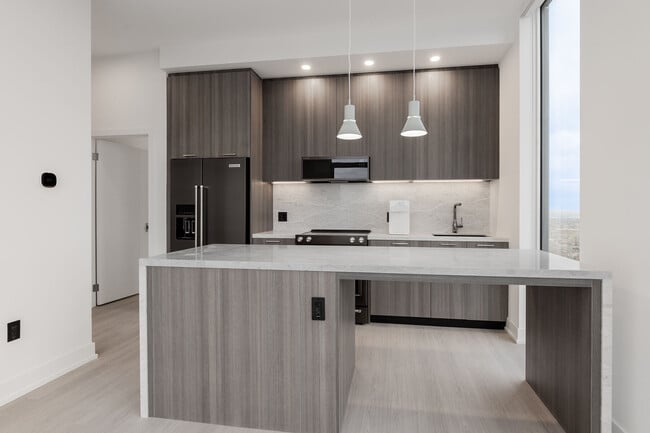 Photo - 29 York Garden Wy