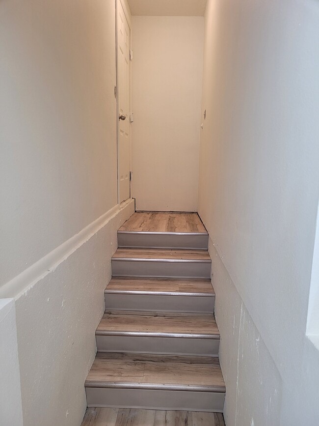 Photo - 520 N 19th Ave