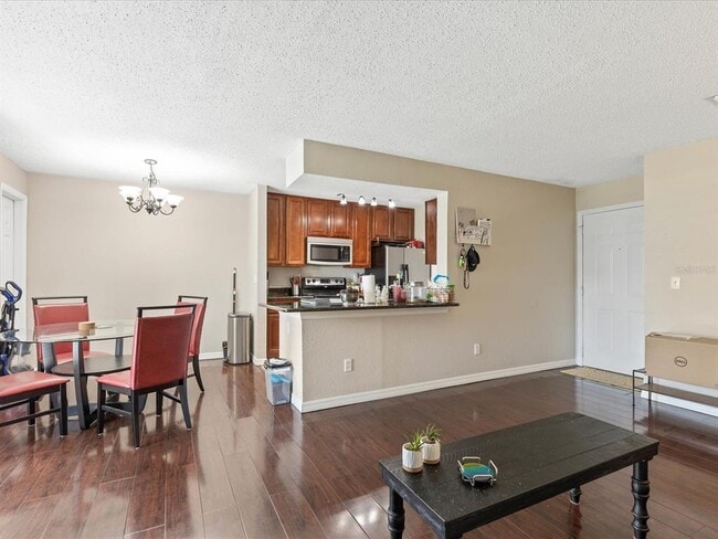 Photo - 2550 N Alafaya Trail Unidad 9201