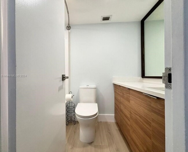 Photo - 1050 SE 15th St Unit S700