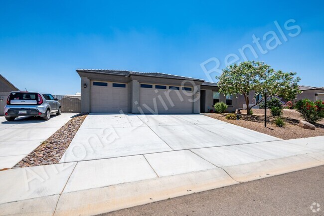 Building Photo - INVITING BACKYARD OASIS Rental