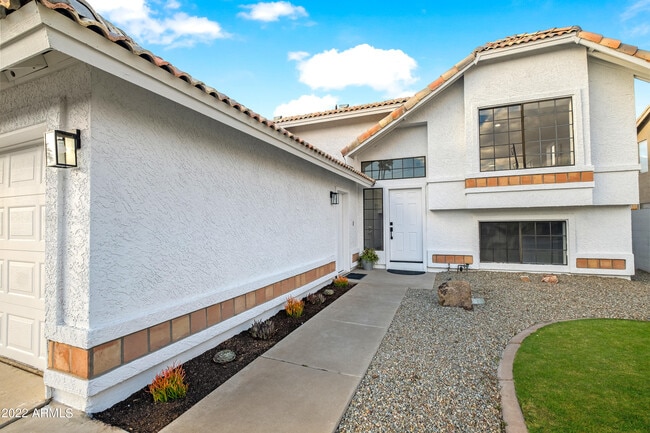 Photo - 2846 E Redwood Ln